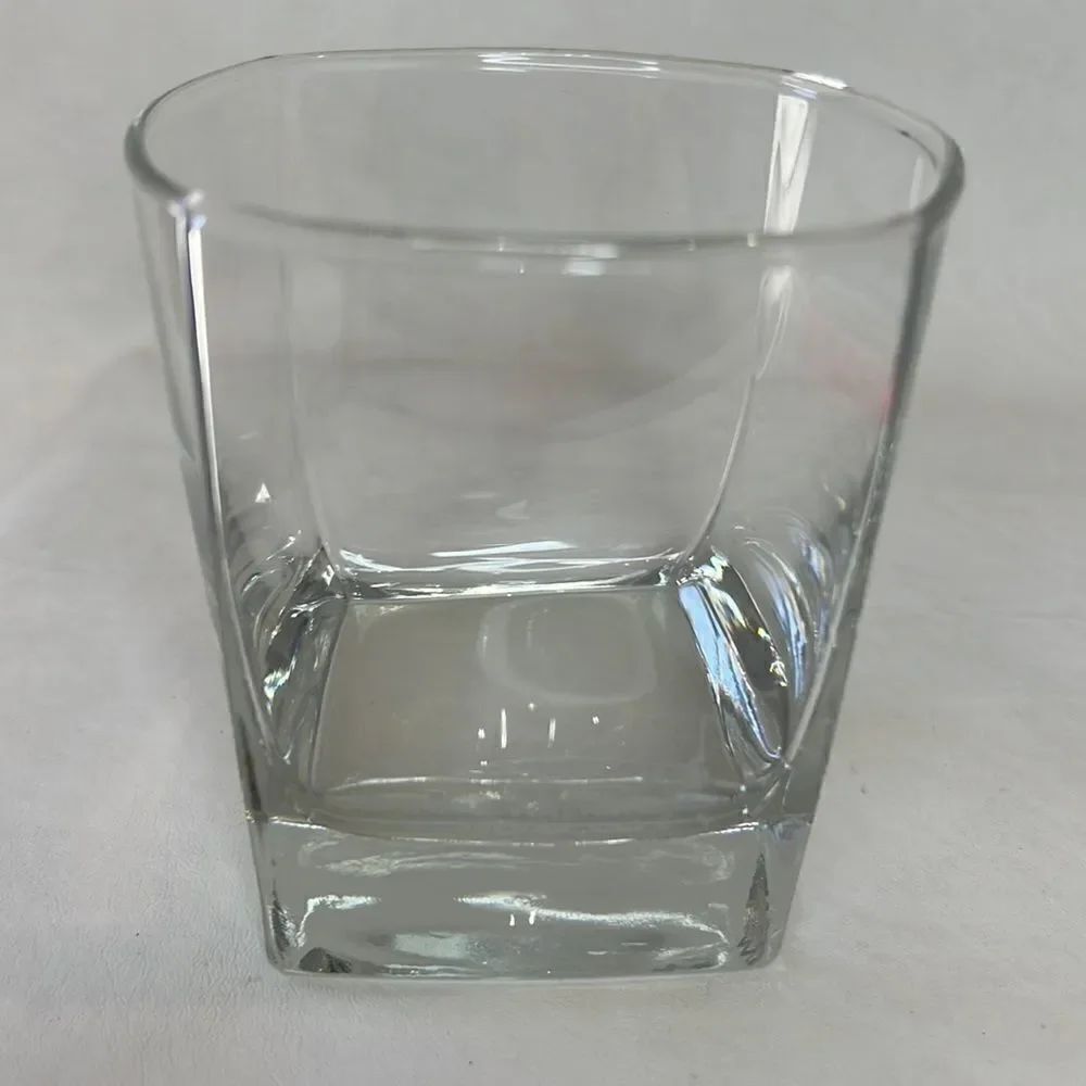 Johnny Walker Keep Walking 10 Oz Rock Glass 3 In Square 3 1/2 In Tall Scotch Bar